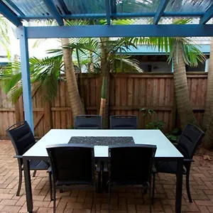 Unit 3 41 Childe Street - Belongil Australia
